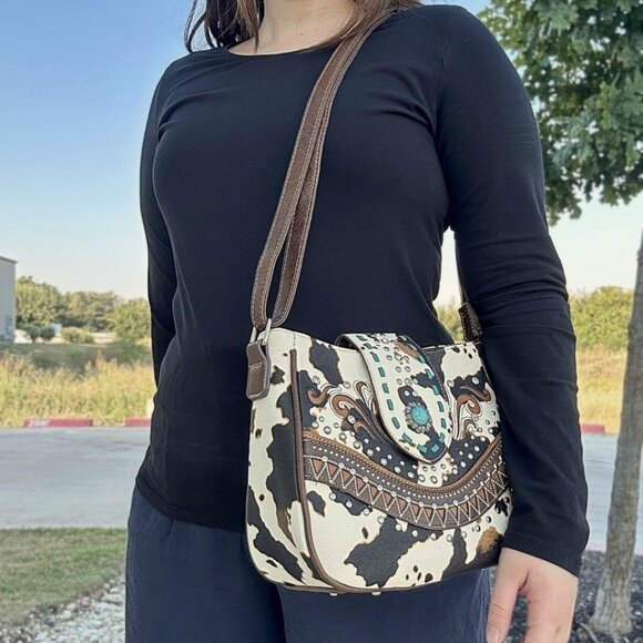 Western Cow Print Purse for Women - Brown Cowhide Crossbody with Conceal Carry - Picture 4 of 8